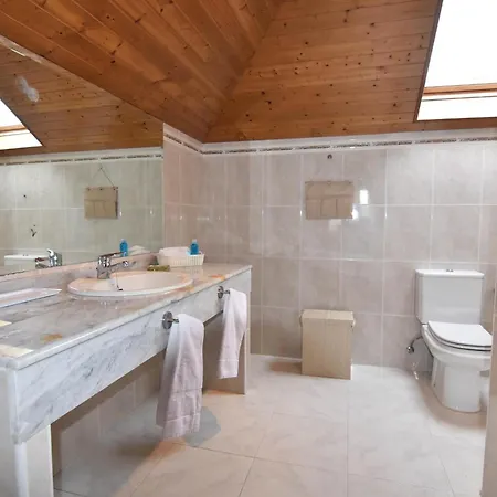 Espectacular Casa Con Piscina Y Gran Jardin Prázdninový dům