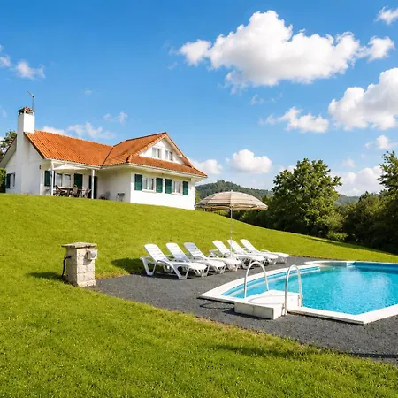 Espectacular Casa Con Piscina Y Gran Jardin Holiday home *