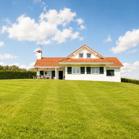 Holiday home Espectacular Casa Con Piscina Y Gran Jardin *