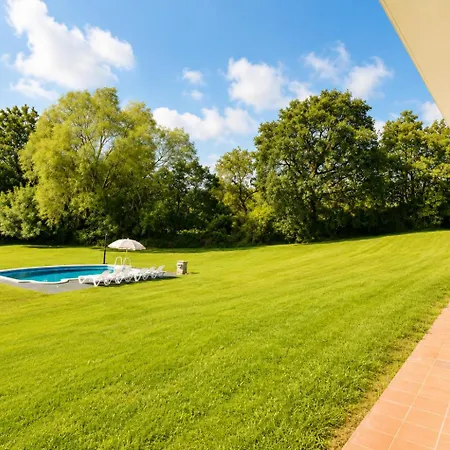 Espectacular Casa Con Piscina Y Gran Jardin Holiday home *