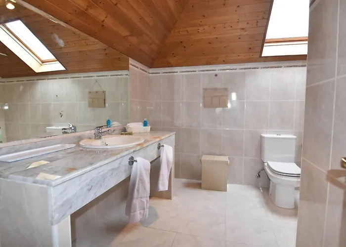 Espectacular Casa Con Piscina Y Gran Jardin Prázdninový dům